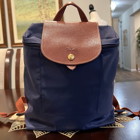 Authentic Longchamp Navy Blue Backpack - Picture 2 of 11